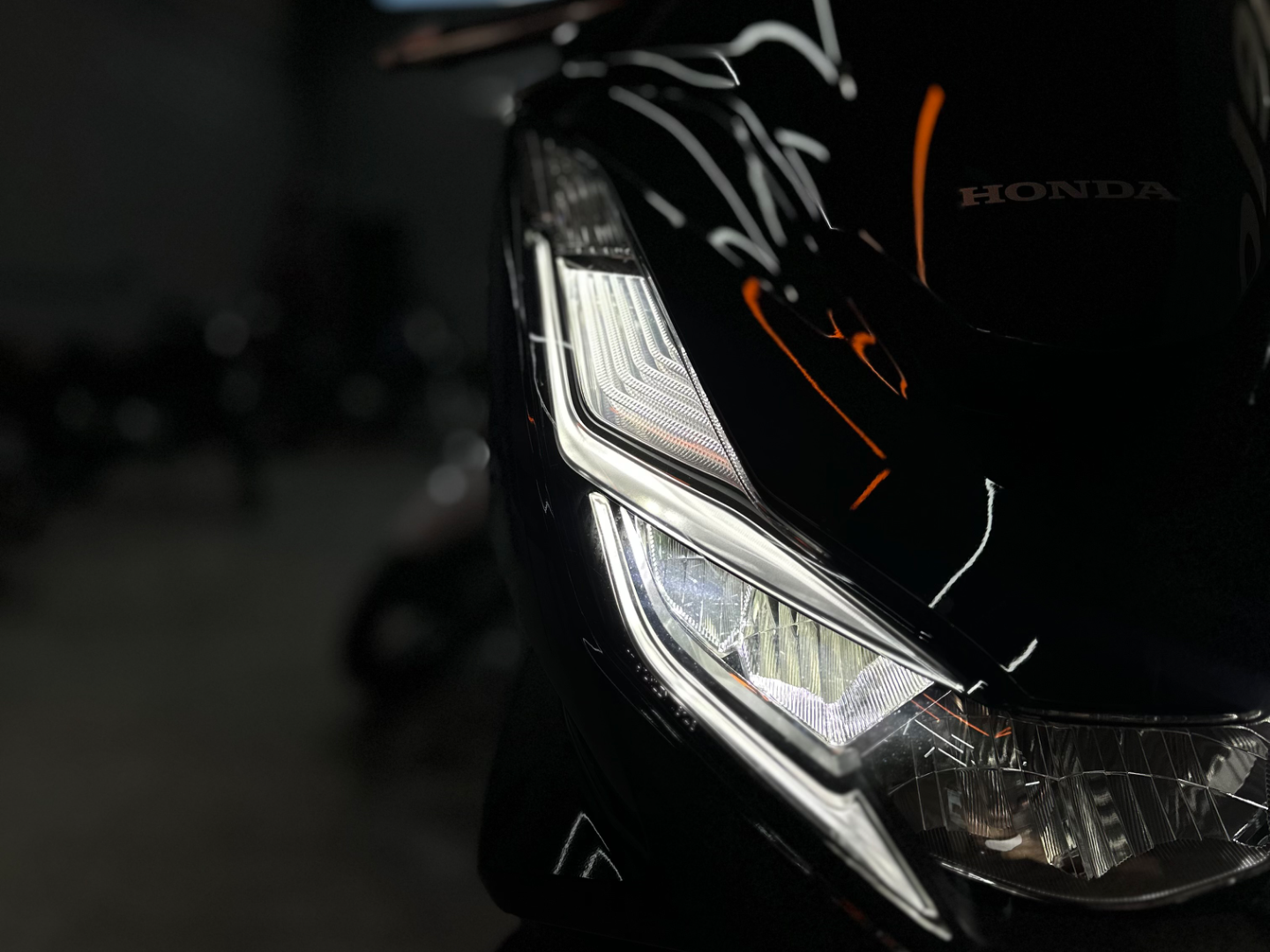 PCX 160 DLX 2026 PRETA - foto 3