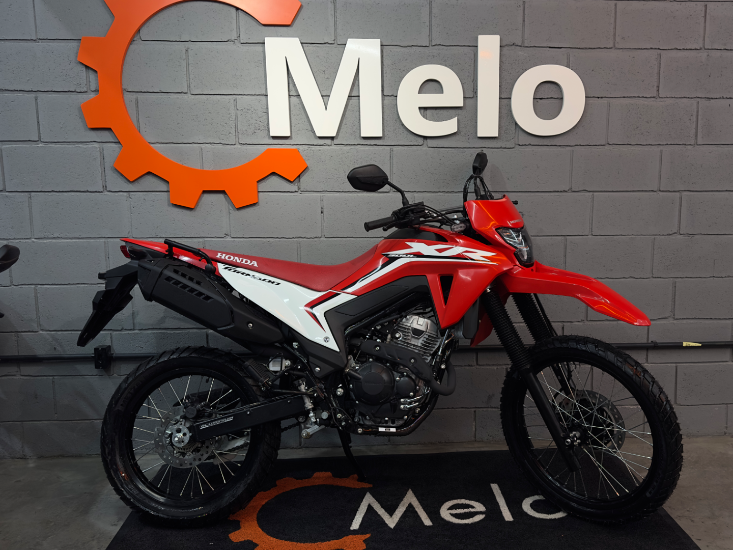 XL TORNADO 300 2026 VERMELHA